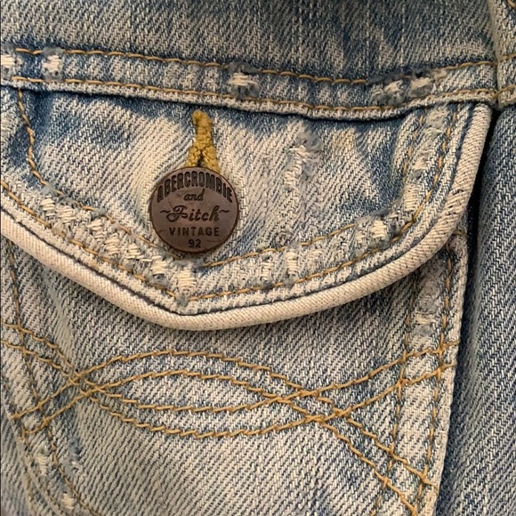 Vintage Abercrombie & Fitch Jean Jacket - Picture 3 of 10